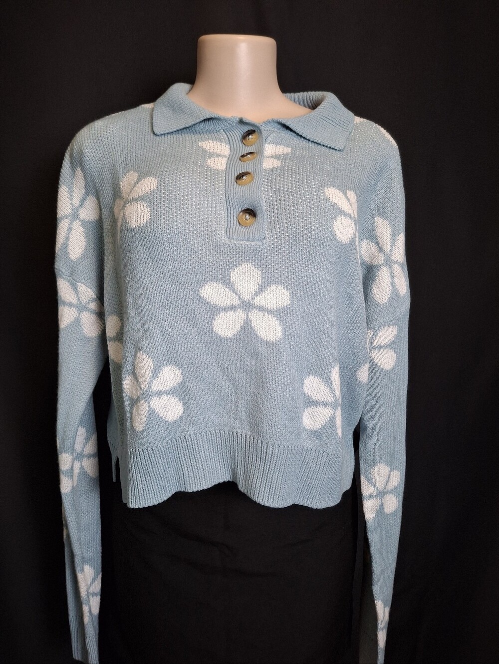 Derek Heart Light Blue Floral V-Neck Polo Sweater